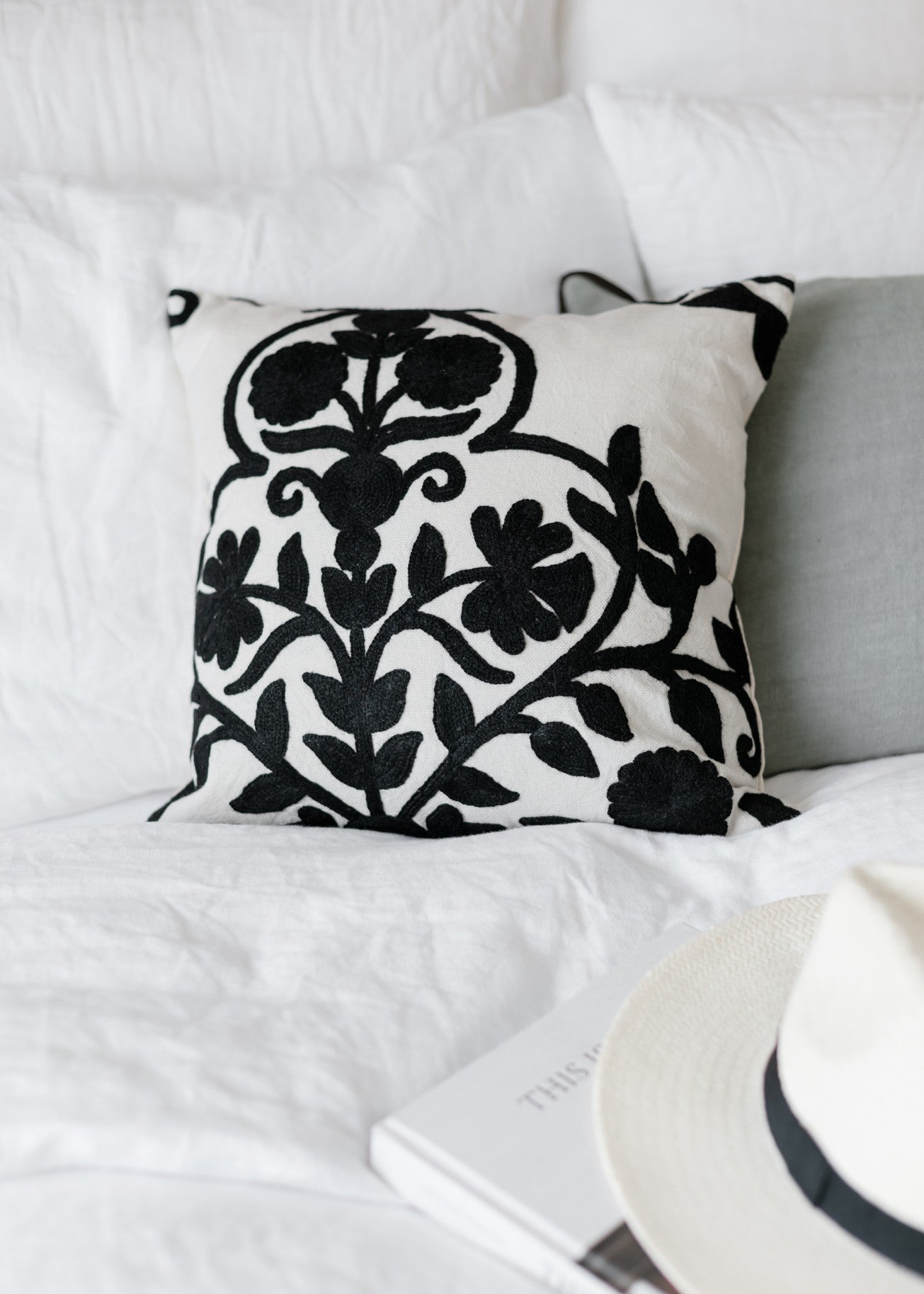 Flower Black
